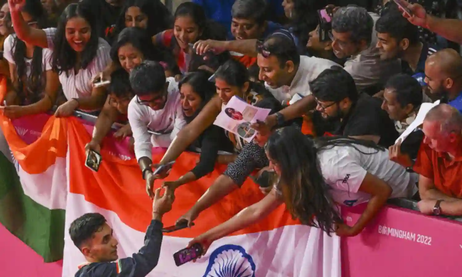 Common Wealth Games : కామన్వెల్త్లో వరుస మెడల్స్తో దూసుకుపోతున్న భారత్.. Common Wealth Games : కామన్వెల్త్లో వరుస మెడల్స్తో దూసుకుపోతున్న భారత్..