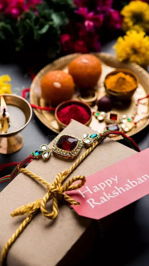 హీరోయిన్స్‌కు అండగా సోదరులు.. నటీమణుల అందమైన ఫ్యామిలీ ఫోటోలు..