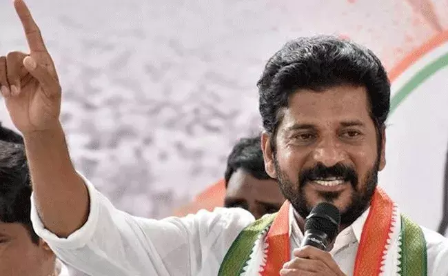Revanth Reddy : ఆ విషయంలో టీఆర్ఎస్ బీజేపీ రెండూ ఒకటే : రేవంత్ రెడ్డి