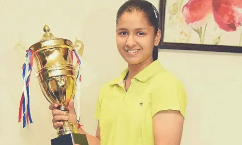 Naina Jaiswal: క్రీడాకారిణి నైనా జైశ్వాల్కు వేధింపులు.. ఫిర్యాదు చేసిన తండ్రి.. Naina Jaiswal: క్రీడాకారిణి నైనా జైశ్వాల్కు వేధింపులు.. ఫిర్యాదు చేసిన తండ్రి..