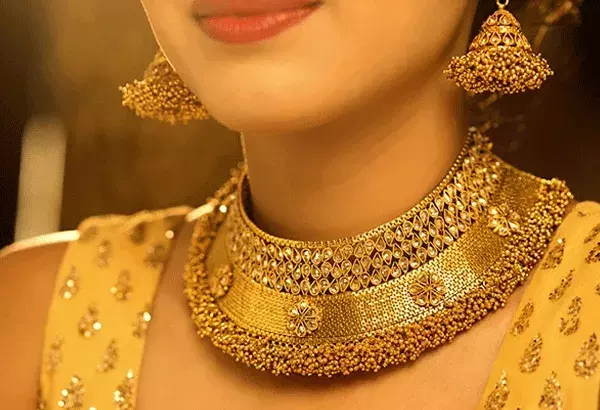 Gold and Silver Rates Today: స్థిరంగా బంగారం వెండి ధరలు..