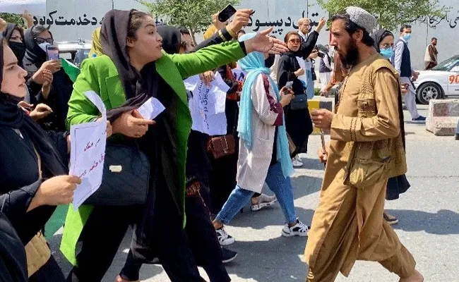 Afghanistan : తాలిబన్ల పాలనకు ఏడాది పూర్తి.. Afghanistan : తాలిబన్ల పాలనకు ఏడాది పూర్తి..