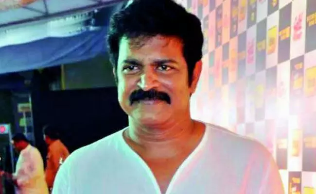 Actor Brahmaji: ఆమెకు ఒక బాబు.. అయినా ప్రేమించి పెళ్లి..: బ్రహ్మాజీ Actor Brahmaji: ఆమెకు ఒక బాబు.. అయినా ప్రేమించి పెళ్లి..: బ్రహ్మాజీ