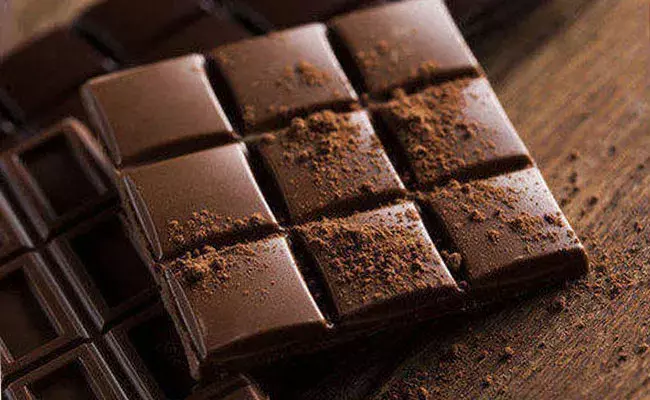 Crime News: వింత దొంగలు.. రూ.17 లక్షల విలువ చేసే చాక్లెట్ బార్లను దొంగిలించారు..