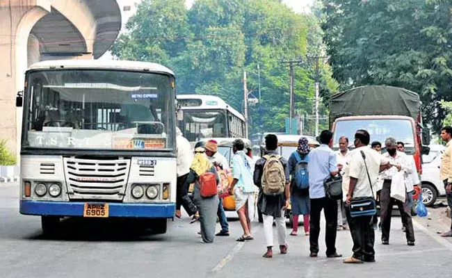 TSRTC: ఆస్పత్రిలో చికిత్స చేయించుకున్నవారికి ఆర్టీసీలో ఉచిత ప్రయాణం