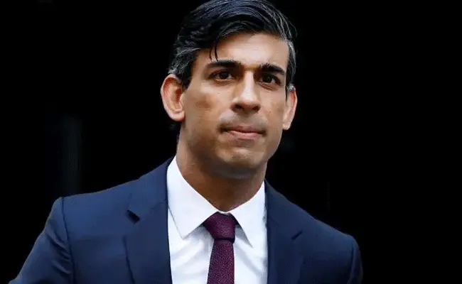 Britain: బ్రిటన్ ప్రధాని పోటీలో వెనుకంజలో రిషి సునాక్.. Britain: బ్రిటన్ ప్రధాని పోటీలో వెనుకంజలో రిషి సునాక్..
