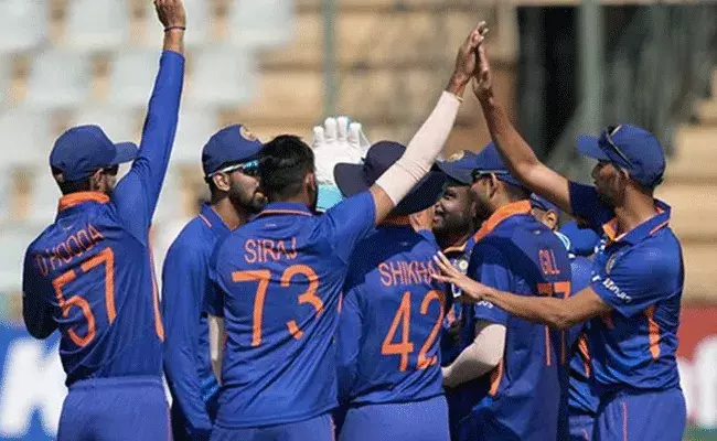 IND vs ZIM: జింబాబ్వేతో జరిగిన రెండో వన్డేలోనూ టీమిండియా గ్రాండ్ విక్టరీ.. IND vs ZIM: జింబాబ్వేతో జరిగిన రెండో వన్డేలోనూ టీమిండియా గ్రాండ్ విక్టరీ..