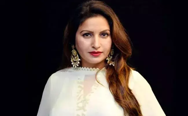 Sonali Phogat: బీజేపీ నాయకురాలు, నటి గుండెపోటుతో మృతి.. Sonali Phogat: బీజేపీ నాయకురాలు, నటి గుండెపోటుతో మృతి..