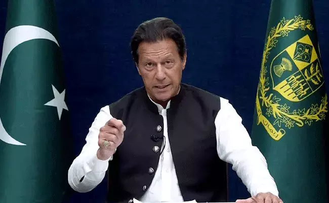 Imran Khan: పాక్ మాజీ ప్రధాని ఇమ్రాన్ ఖాన్ అరెస్టు ఖాయం..? Imran Khan: పాక్ మాజీ ప్రధాని ఇమ్రాన్ ఖాన్ అరెస్టు ఖాయం..?