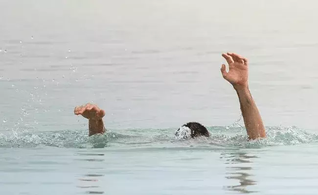 Kadapa: కడపలో విషాదం.. ఈతకు వెళ్లి ముగ్గురు వ్యక్తులు మృతి..