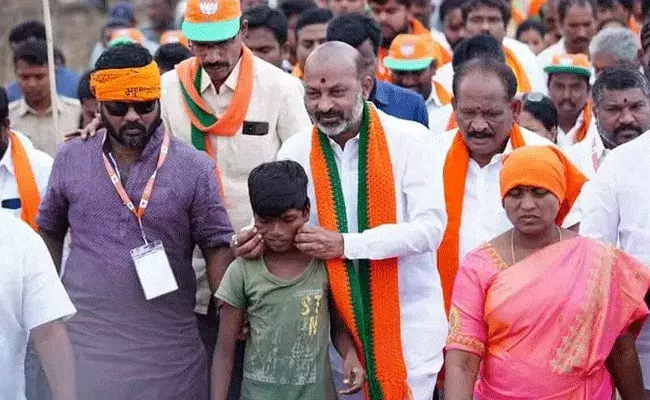 Bandi Sanjay : ముగింపుకొచ్చిన బండి సంజయ్ పాదయాత్ర.. Bandi Sanjay : ముగింపుకొచ్చిన బండి సంజయ్ పాదయాత్ర..