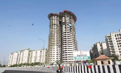 Noida Twin Towers : 103 మీటర్ల ఎత్తైన నోయిడా ట్విన్ టవర్స్ కూల్చడానికి రంగం సిద్ధం.. Noida Twin Towers : 103 మీటర్ల ఎత్తైన నోయిడా ట్విన్ టవర్స్ కూల్చడానికి రంగం సిద్ధం..