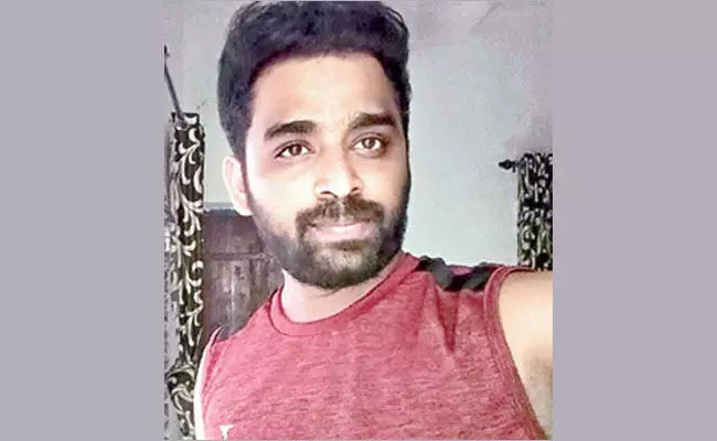 Crime News: వర్క్ఫ్రమ్ హోమ్ తెచ్చిన తంటా.. భార్య వేధింపులతో భర్త ఆత్మహత్య Crime News: వర్క్ఫ్రమ్ హోమ్ తెచ్చిన తంటా.. భార్య వేధింపులతో భర్త ఆత్మహత్య