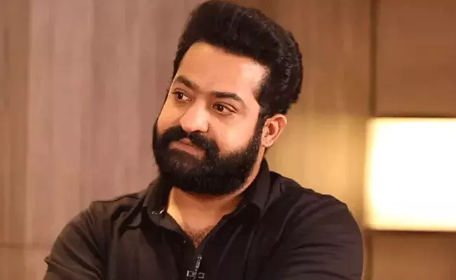 NTR: ఆ బాలీవుడ్ మూవీ కోసం రంగంలోకి దిగనున్న ఎన్టీఆర్.. NTR: ఆ బాలీవుడ్ మూవీ కోసం రంగంలోకి దిగనున్న ఎన్టీఆర్..