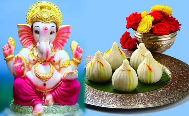 Ganesh Chaturthi Special: బుజ్జిగణపయ్యకు.. బొజ్జనిండేలా.. టేస్టీ కేసర్ మావా మోదక్ Ganesh Chaturthi Special: బుజ్జిగణపయ్యకు.. బొజ్జనిండేలా.. టేస్టీ కేసర్ మావా మోదక్
