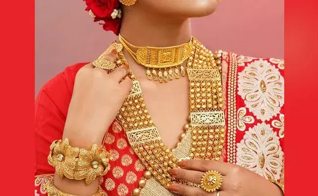 Gold and Silver Rates Today : నిలకడగా బంగారం, పెరిగిన వెండి ధరలు.. ఈ రోజు మార్కెట్లో ఈ విధంగా..