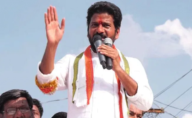 Revanth Reddy : కేసీఆర్ కుటుంబ సభ్యుల ఇంట్లో ఈడీ దాడులు ఎందుకు జరగడం లేదు : రేవంత్ రెడ్డి Revanth Reddy : కేసీఆర్ కుటుంబ సభ్యుల ఇంట్లో ఈడీ దాడులు ఎందుకు జరగడం లేదు : రేవంత్ రెడ్డి