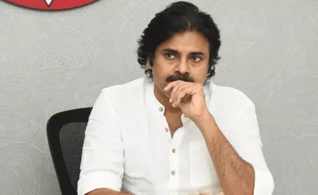 Pawan Kalyan : పవన్ కళ్యణ్ ఏపీ పర్యటన వాయిదా..
