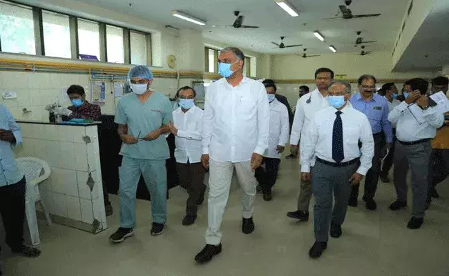 Harish Rao : ప్రభుత్వ ఆస్పత్రుల్లో కార్పొరేట్ వసతులను తీసుకొస్తున్నాం : హరీష్ రావు Harish Rao : ప్రభుత్వ ఆస్పత్రుల్లో కార్పొరేట్ వసతులను తీసుకొస్తున్నాం : హరీష్ రావు