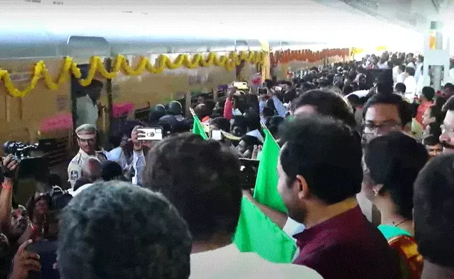 Kishan Reddy : మెదక్ ప్రజల దశాబ్దాల కల నెరవేరింది : కిషన్ రెడ్డి Kishan Reddy : మెదక్ ప్రజల దశాబ్దాల కల నెరవేరింది : కిషన్ రెడ్డి