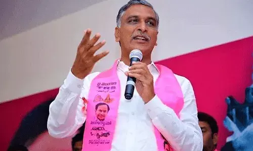 Harish Rao : అక్కడి కంటే తెలంగాణలోనే కరెంట్ బాగుంది : హరీష్ రావు Harish Rao : అక్కడి కంటే తెలంగాణలోనే కరెంట్ బాగుంది : హరీష్ రావు