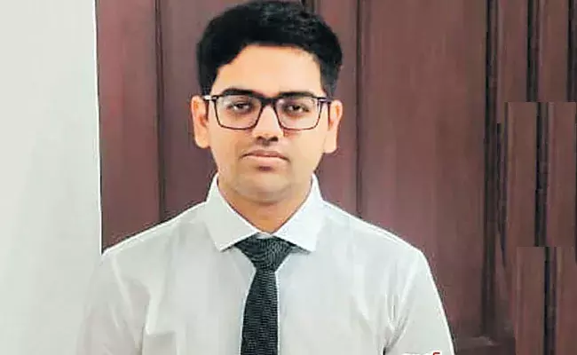 ఏడాదికి రూ.58 లక్షల జీతం.. ఉద్యోగంలో చేరకముందే గుండెపోటుతో..