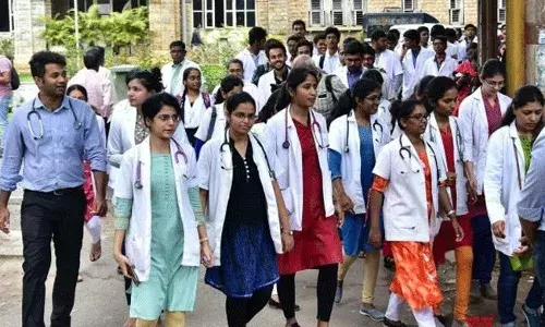 Telangana MBBS : తెలంగాణ ఎంబీబీఎస్ అభ్యర్ధులకు గుడ్ న్యూస్.. Telangana MBBS : తెలంగాణ ఎంబీబీఎస్ అభ్యర్ధులకు గుడ్ న్యూస్..