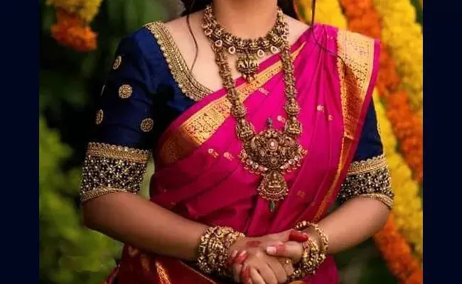 Gold and Silver Rates Today : పెరిగిన బంగారం, వెండి ధరలు.. ఈ రోజు మార్కెట్లో ఈ విధంగా.. Gold and Silver Rates Today : పెరిగిన బంగారం, వెండి ధరలు.. ఈ రోజు మార్కెట్లో ఈ విధంగా..