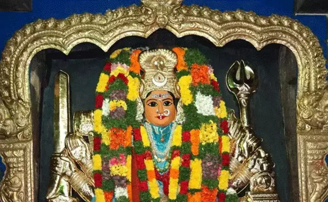 Warangal : వరంగల్ భద్రకాళి ఆలయంలో ఘనంగా శరన్నవరాత్రి ఉత్సవాలు..