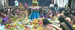 Virginia Bathukamma : వర్జీనియాలో ఘనంగా బతుకమ్మ సంబరాలు..
