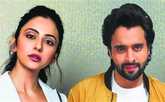 Rakul Preeth Singh: నా పెళ్లి గురించి నాకే తెలియదు..: రకుల్ ట్వీట్ వైరల్ Rakul Preeth Singh: నా పెళ్లి గురించి నాకే తెలియదు..: రకుల్ ట్వీట్ వైరల్