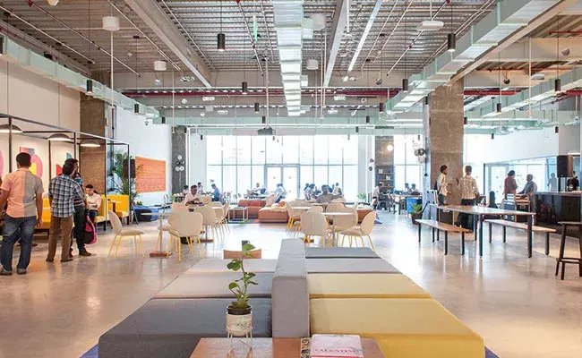 Diwali Holidays: వావ్.. ఎంత మంచి బాస్.. దీపావళికి 10 రోజులు శెలవులు..