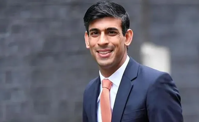 Rishi Sunak: దేశాన్ని గాడిలో పెట్టగల సత్తా రిషికి మాత్రమే..: బ్రిటన్ వాసులు.. Rishi Sunak: దేశాన్ని గాడిలో పెట్టగల సత్తా రిషికి మాత్రమే..: బ్రిటన్ వాసులు..