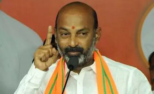 Bandi Sanjay: ఫామ్హౌస్లో డీల్ అంతా కేసీఆర్ డ్రామా: బండి సంజయ్ Bandi Sanjay: ఫామ్హౌస్లో డీల్ అంతా కేసీఆర్ డ్రామా: బండి సంజయ్