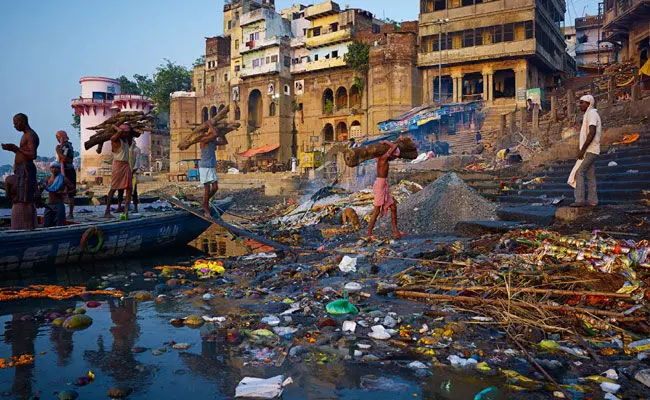 Yamuna River Pollution: యమునా నది కాలుష్యం.. ఢిల్లీ ప్రజల ఆగ్రహం Yamuna River Pollution: యమునా నది కాలుష్యం.. ఢిల్లీ ప్రజల ఆగ్రహం
