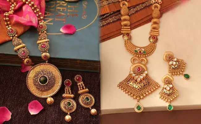 Gold and Silver Rates Today : నిలకడగా బంగారం, తగ్గిన వెండి ధరలు.. ఈ రోజు మార్కెట్లో ఈ విధంగా.. Gold and Silver Rates Today : నిలకడగా బంగారం, తగ్గిన వెండి ధరలు.. ఈ రోజు మార్కెట్లో ఈ విధంగా..