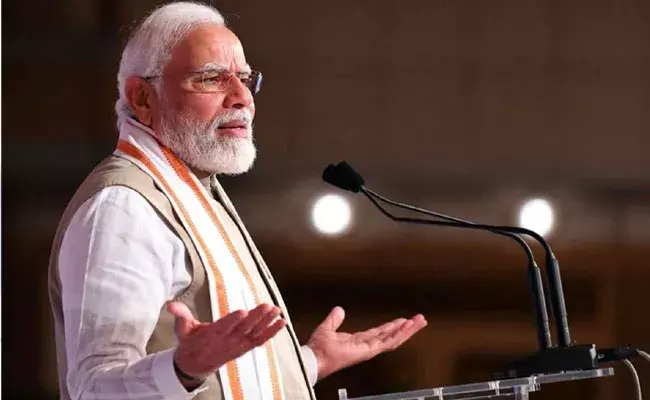 Modi Tour: రేపు రాష్ట్రంలో ప్రధాని మోదీ పర్యటన.. అడ్డుకుంటామంటున్న వామపక్షాలు.. Modi Tour: రేపు రాష్ట్రంలో ప్రధాని మోదీ పర్యటన.. అడ్డుకుంటామంటున్న వామపక్షాలు..