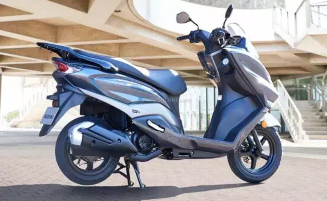 Suzuki Burgman Street EX: సుజుకి బర్గ్‌మ్యాన్ స్ట్రీట్ EX.. ధర, ఫీచర్లు చూస్తే..