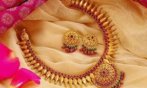 Gold and Silver Rates Today : పెరిగిన బంగారం, వెండి ధరలు.. ఈ రోజు మార్కెట్లో ఈ విధంగా.. Gold and Silver Rates Today : పెరిగిన బంగారం, వెండి ధరలు.. ఈ రోజు మార్కెట్లో ఈ విధంగా..