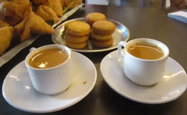 Irani Chai: భాగ్యనగరవాసులు.. ఇరానీ ఛాయ్ని ఇక మర్చిపోవలసిందేనా!! Irani Chai: భాగ్యనగరవాసులు.. ఇరానీ ఛాయ్ని ఇక మర్చిపోవలసిందేనా!!