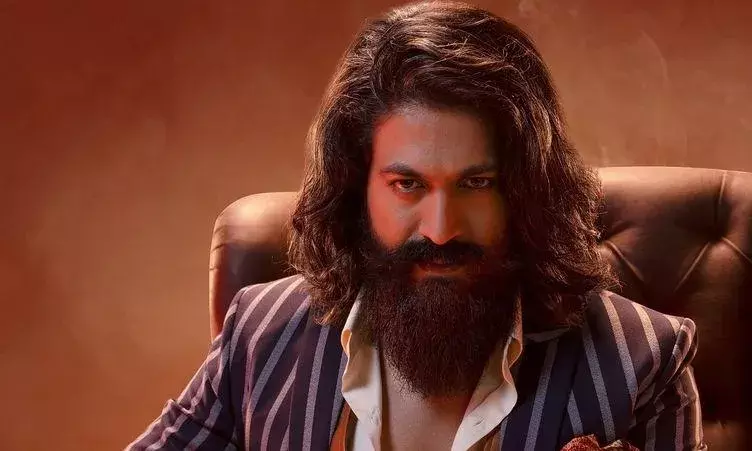 Sandalwood: బాలీవుడ్ పై అవాక్కులు తగదు; అంతా ఒక్కటే: కేజీఎఫ్ హీరో Sandalwood: బాలీవుడ్ పై అవాక్కులు తగదు; అంతా ఒక్కటే: కేజీఎఫ్ హీరో