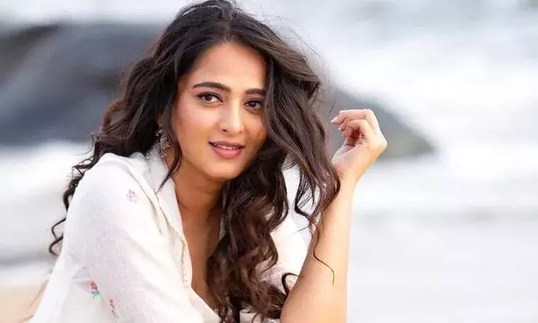 Tollywood: జేజమ్మకు పెళ్లికి ముహూర్తం ఫిక్స్! స్వీటీ జాతకంలో అదే ఉందట Tollywood: జేజమ్మకు పెళ్లికి ముహూర్తం ఫిక్స్! స్వీటీ జాతకంలో అదే ఉందట