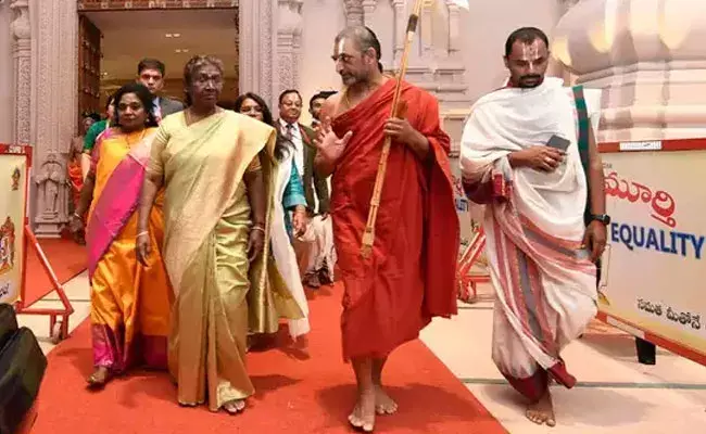 President in Yadadri: యాదాద్రి లక్ష్మీ నరసింహస్వామిని దర్శించుకున్న రాష్ట్రపతి