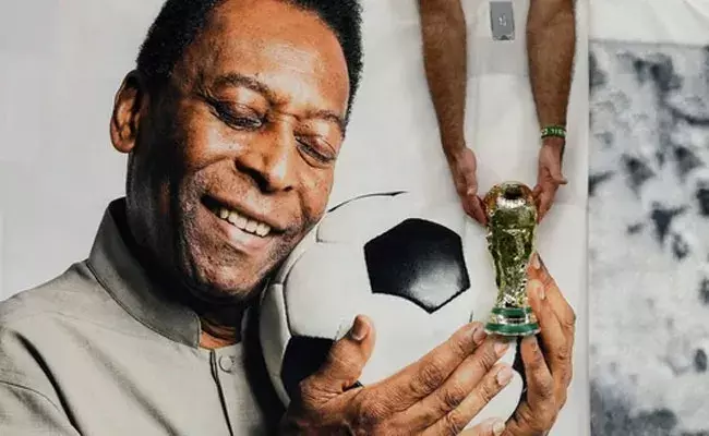 Football Player Pele: చెప్పులు లేని పేదరికం నుండి చరిత్రలో గొప్ప అథ్లెట్గా ఎదిగి.. ఫుట్బాల్ క్రీడాకారుడు పీలే ప్రస్తానం.. Football Player Pele: చెప్పులు లేని పేదరికం నుండి చరిత్రలో గొప్ప అథ్లెట్గా ఎదిగి.. ఫుట్బాల్ క్రీడాకారుడు పీలే ప్రస్తానం..