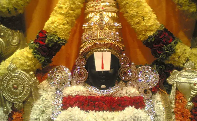 TTD: వైకుంఠ ఏకాదశి.. శ్రీవారి భక్తులకు టోకెన్లు మంజూరు TTD: వైకుంఠ ఏకాదశి.. శ్రీవారి భక్తులకు టోకెన్లు మంజూరు