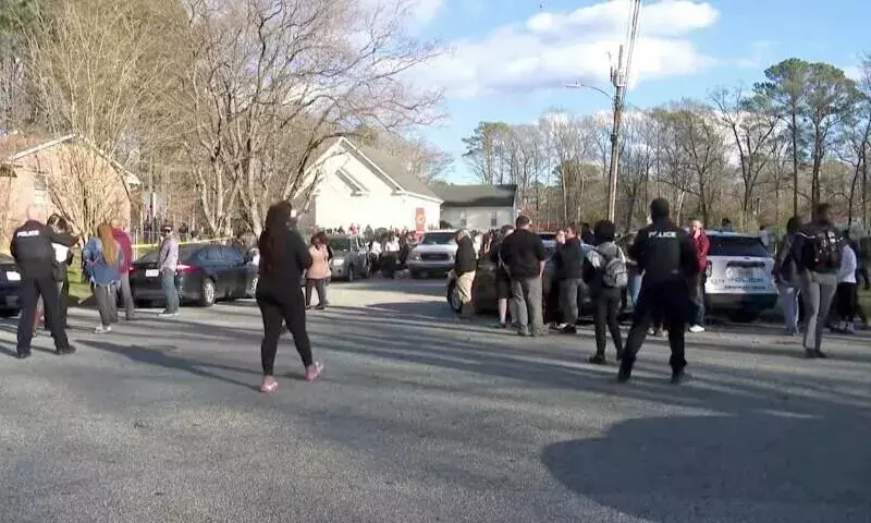 America: టీచర్‌ను తుపాకితో కాల్చిన 6 ఏళ్ల బాలుడు