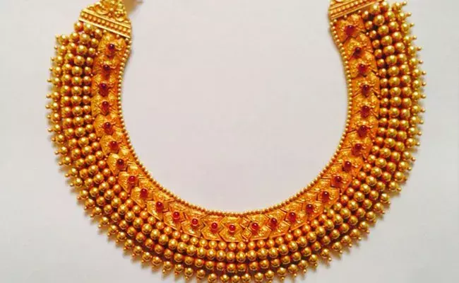 Gold and Silver Rates Today : బంగారం ధర పెరిగింది.. వెండి ధర మాత్రం అలానే ఉంది.. ఈ రోజు మార్కెట్లో.. Gold and Silver Rates Today : బంగారం ధర పెరిగింది.. వెండి ధర మాత్రం అలానే ఉంది.. ఈ రోజు మార్కెట్లో..