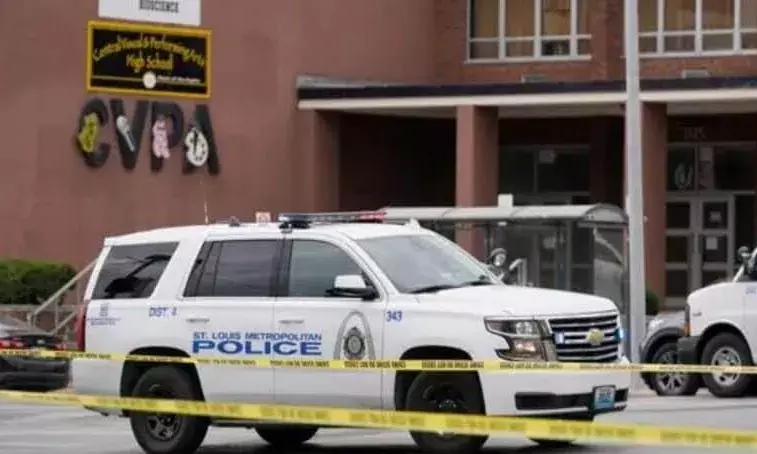 America: ఆ తుపాకి తల్లిదే..