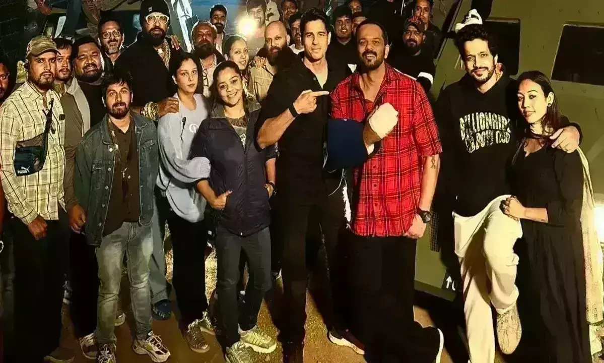 Bollywood: పడి లేచింది అందుకోసమే..  రోహిత్ శెట్టి ఎమోషనల్ పోస్ట్ Bollywood: పడి లేచింది అందుకోసమే..  రోహిత్ శెట్టి ఎమోషనల్ పోస్ట్