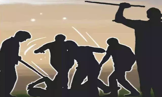 Uttarakhand: కులవివక్ష: గుడిలోకి వెళ్లాడని... Uttarakhand: కులవివక్ష: గుడిలోకి వెళ్లాడని...